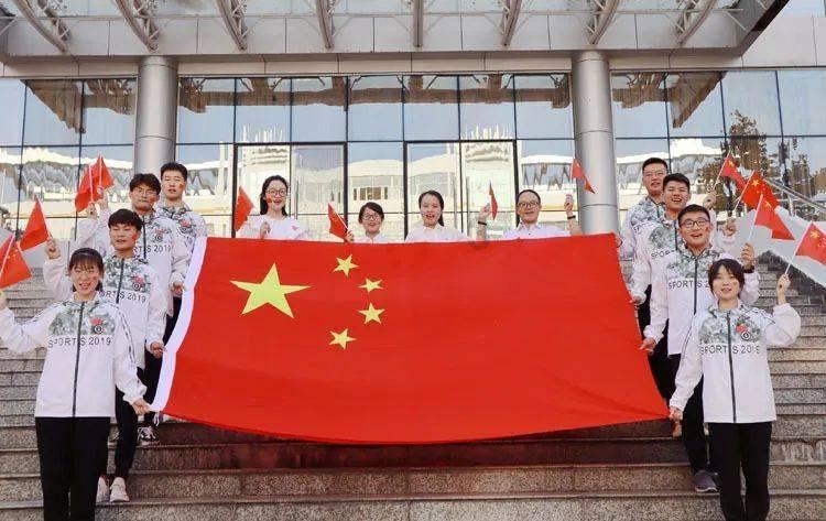 请回答这句话she+called+to+say+the+plane+was+delayed这句话怎?- 专业的问答类网站